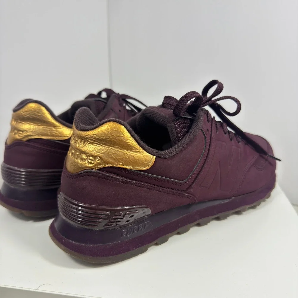 New Balance‎ 574 Molten Maroon Men 8.5 Maroon Gold Sneaker ML574MTC
